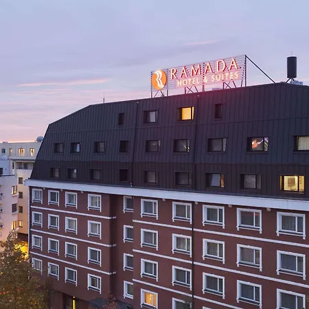 Ramada Hotel & Suites By Wyndham Bucharest North-2