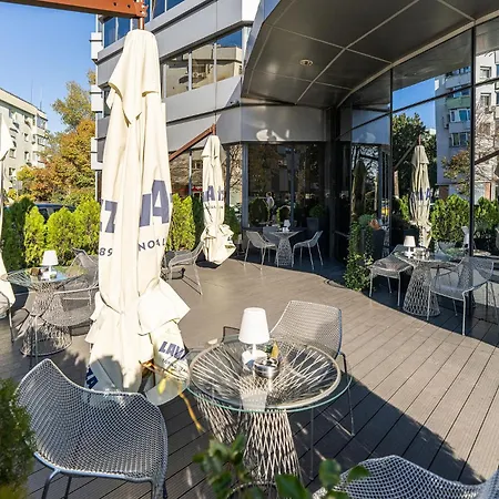Crystal Palace Hotel-2