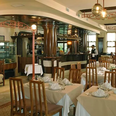 Hotel Irisa-2