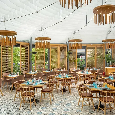 Park Inn By Radisson Bucharest Hotel & Residence-2
